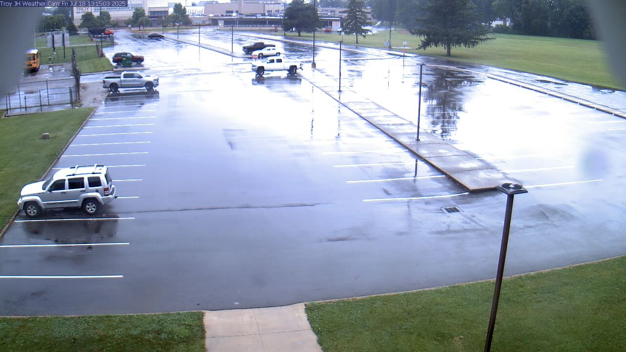 Thumbnail for current weather camera view from Troy JHS in Troy, Ohio