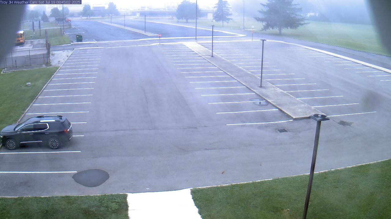 Thumbnail for current weather camera view from Troy JHS in Troy, Ohio