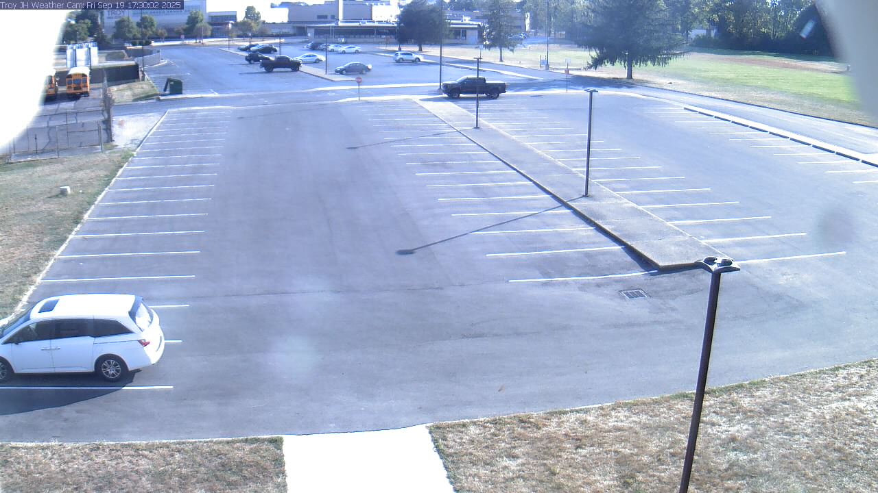 Thumbnail for current weather camera view from Troy JHS in Troy, Ohio