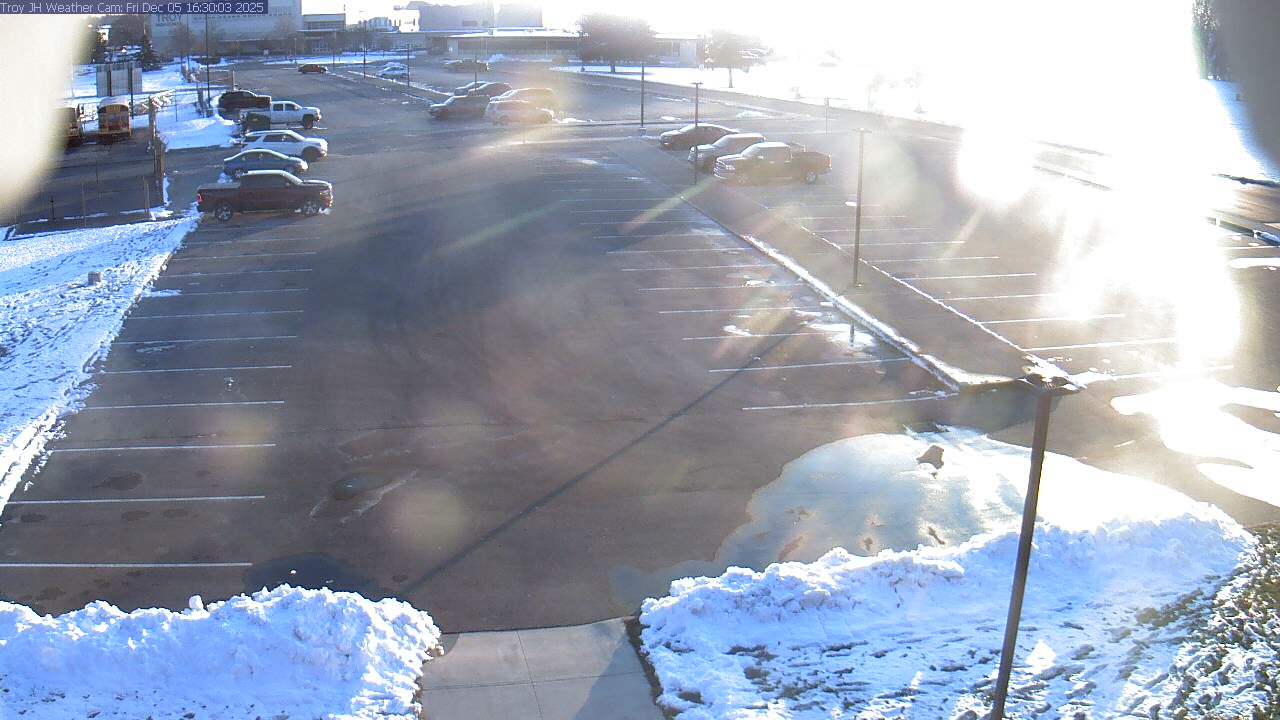 Thumbnail for current weather camera view from Troy JHS in Troy, Ohio
