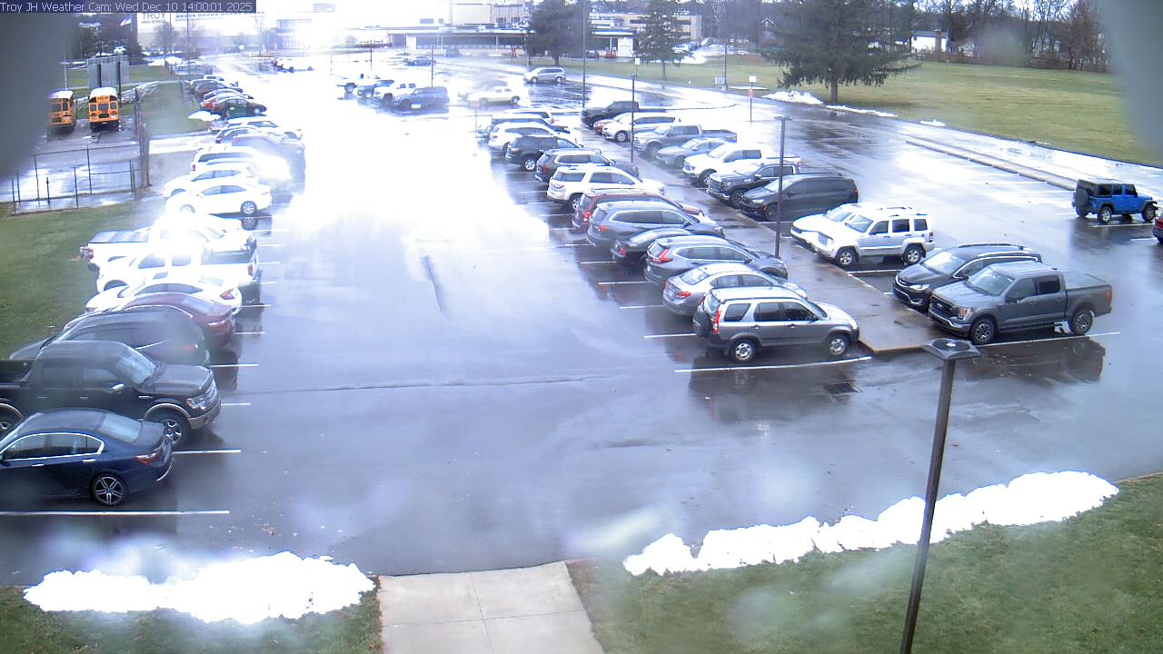 Thumbnail for current weather camera view from Troy JHS in Troy, Ohio