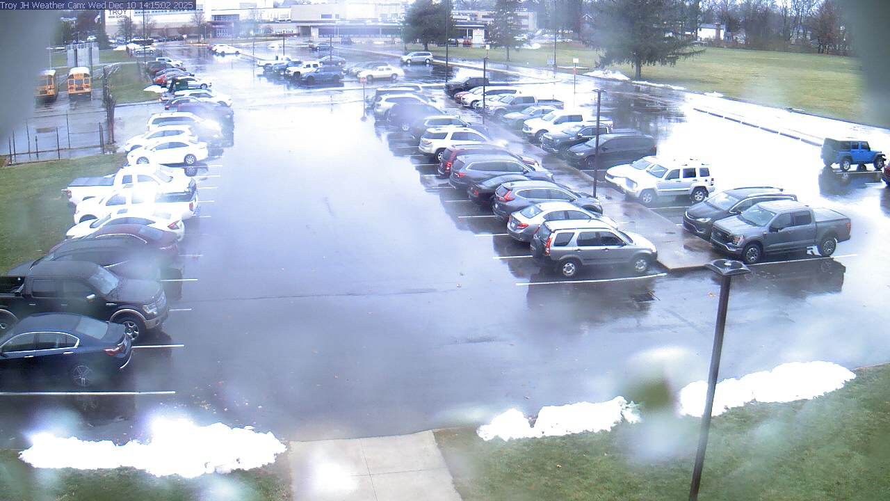 Thumbnail for current weather camera view from Troy JHS in Troy, Ohio