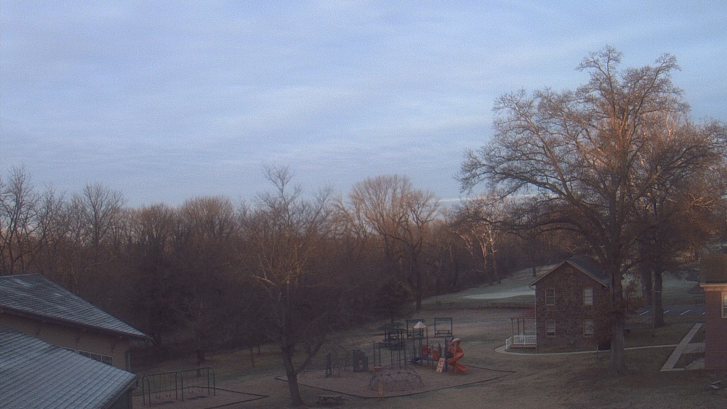 Thumbnail for current weather camera view from Village Charter School in Trenton, New Jersey