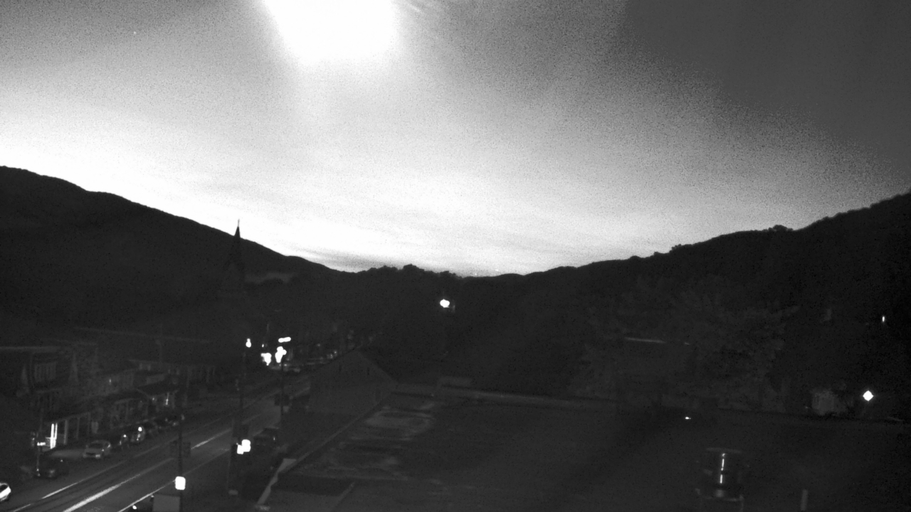 Thumbnail for current weather camera view from Line Mountain ES Trevorton in Trevorton, Pennsylvania
