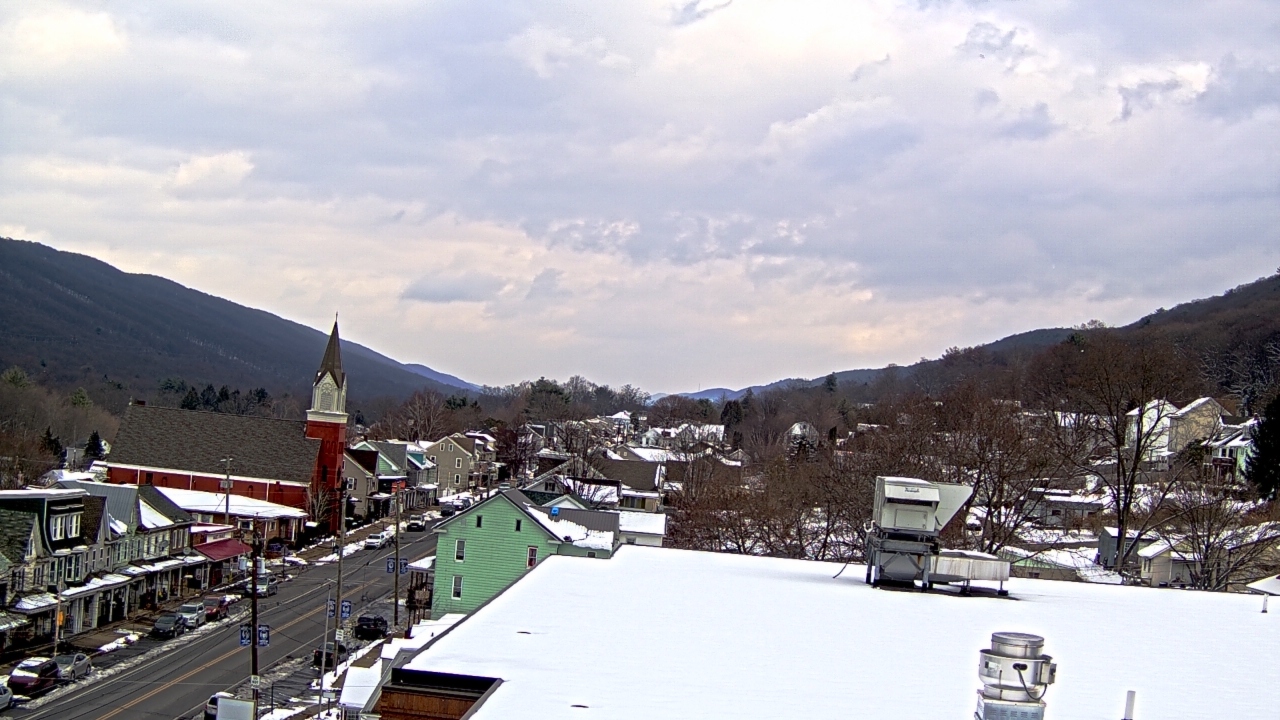 Thumbnail for current weather camera view from Line Mountain ES Trevorton in Trevorton, Pennsylvania