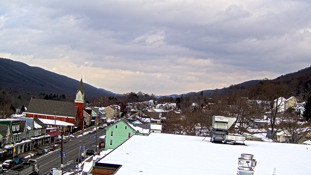 Thumbnail for current weather camera view from Line Mountain ES Trevorton in Trevorton, Pennsylvania