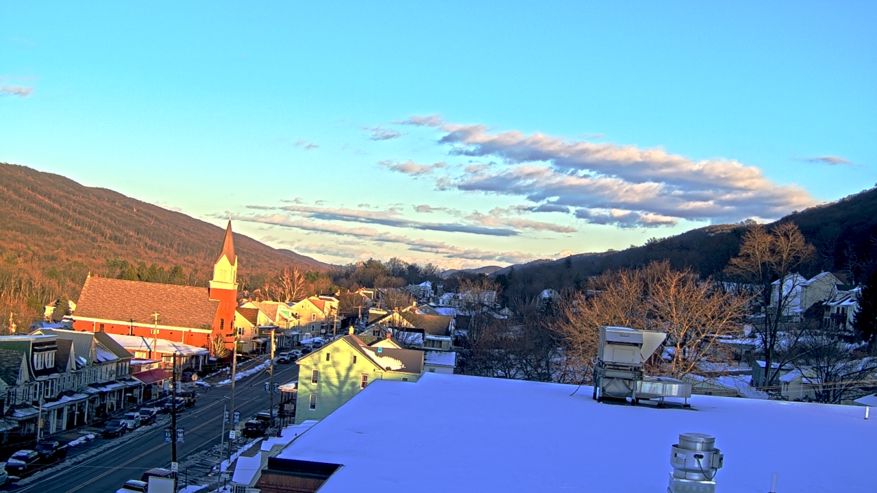 Thumbnail for current weather camera view from Line Mountain ES Trevorton in Trevorton, Pennsylvania