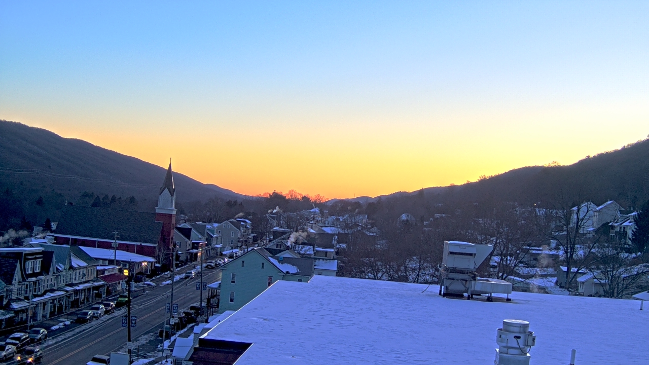 Thumbnail for current weather camera view from Line Mountain ES Trevorton in Trevorton, Pennsylvania