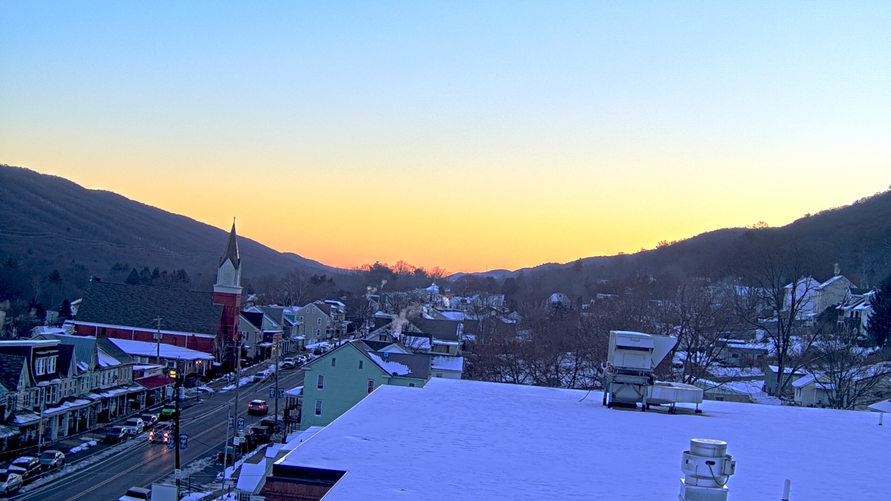 Thumbnail for current weather camera view from Line Mountain ES Trevorton in Trevorton, Pennsylvania