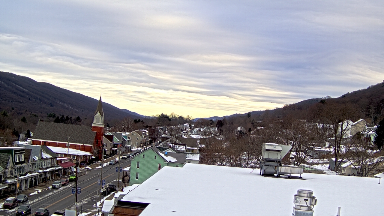 Thumbnail for current weather camera view from Line Mountain ES Trevorton in Trevorton, Pennsylvania