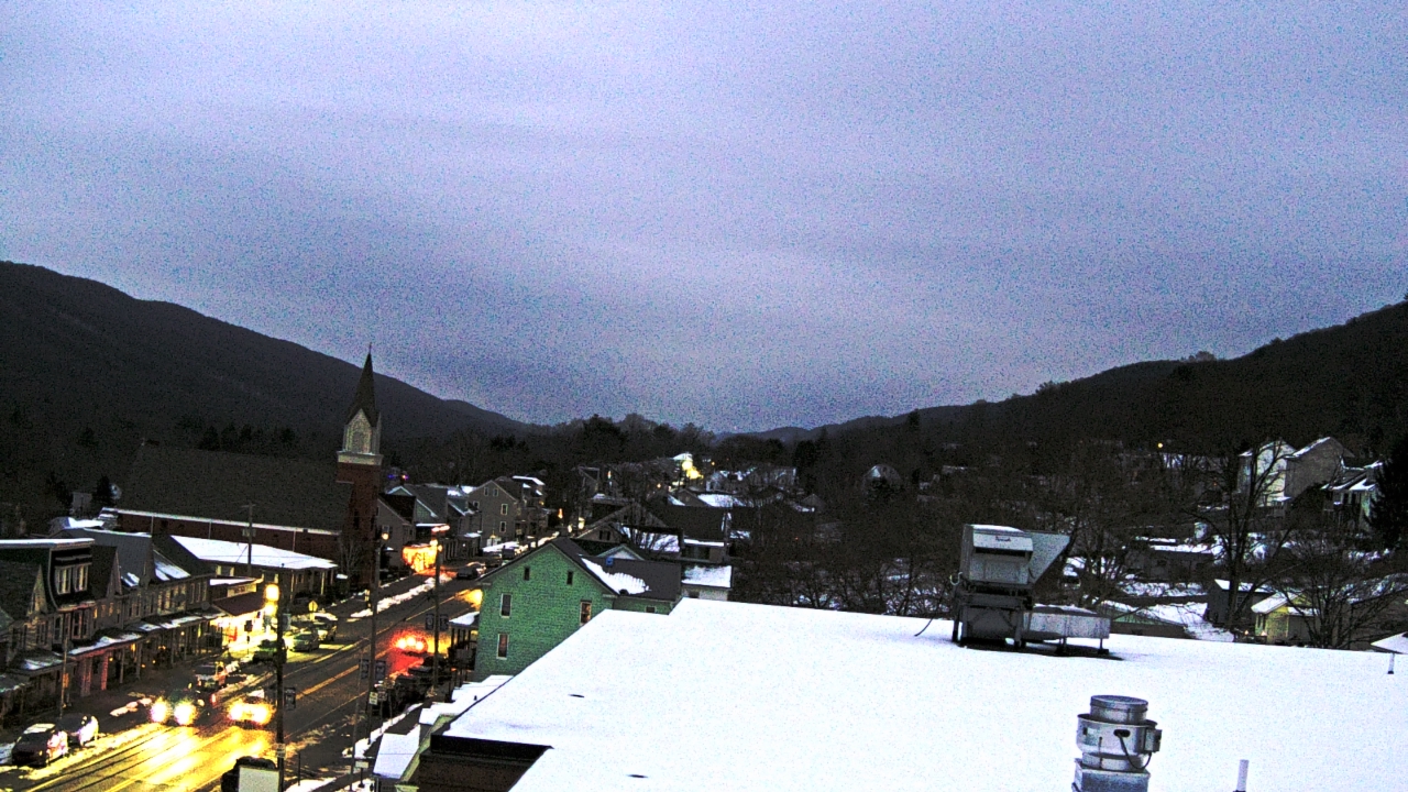 Thumbnail for current weather camera view from Line Mountain ES Trevorton in Trevorton, Pennsylvania