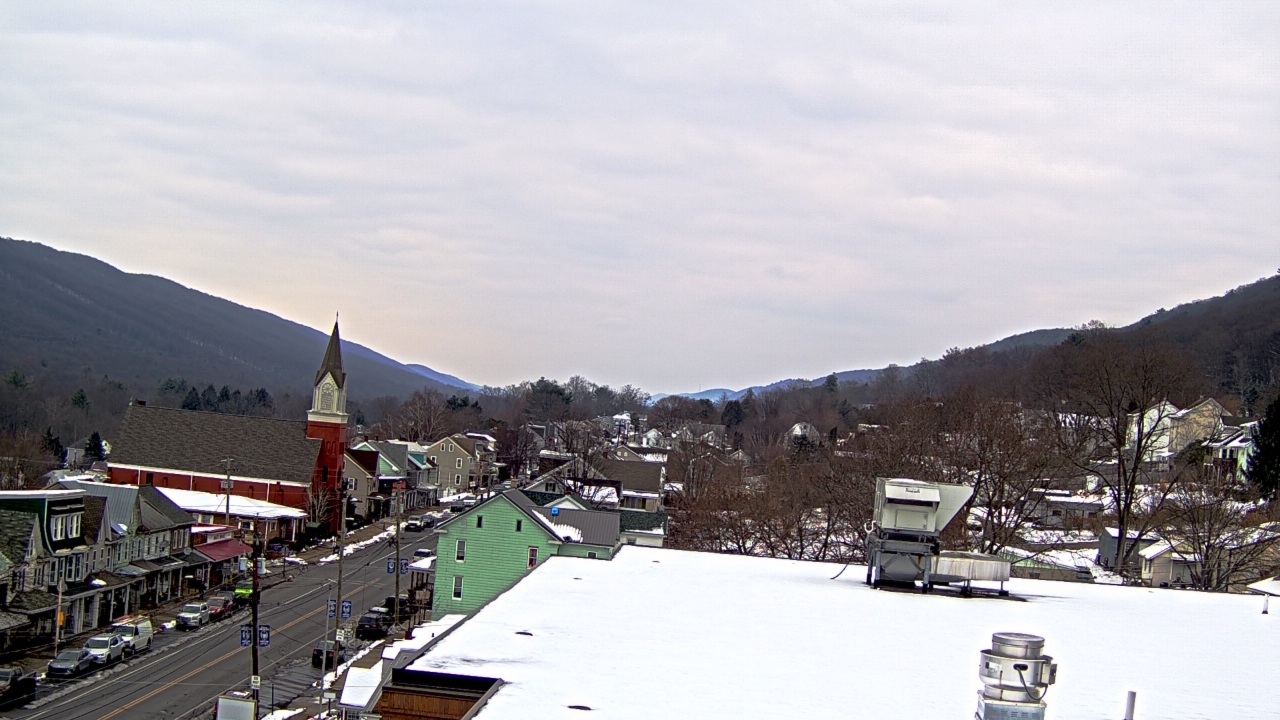 Thumbnail for current weather camera view from Line Mountain ES Trevorton in Trevorton, Pennsylvania