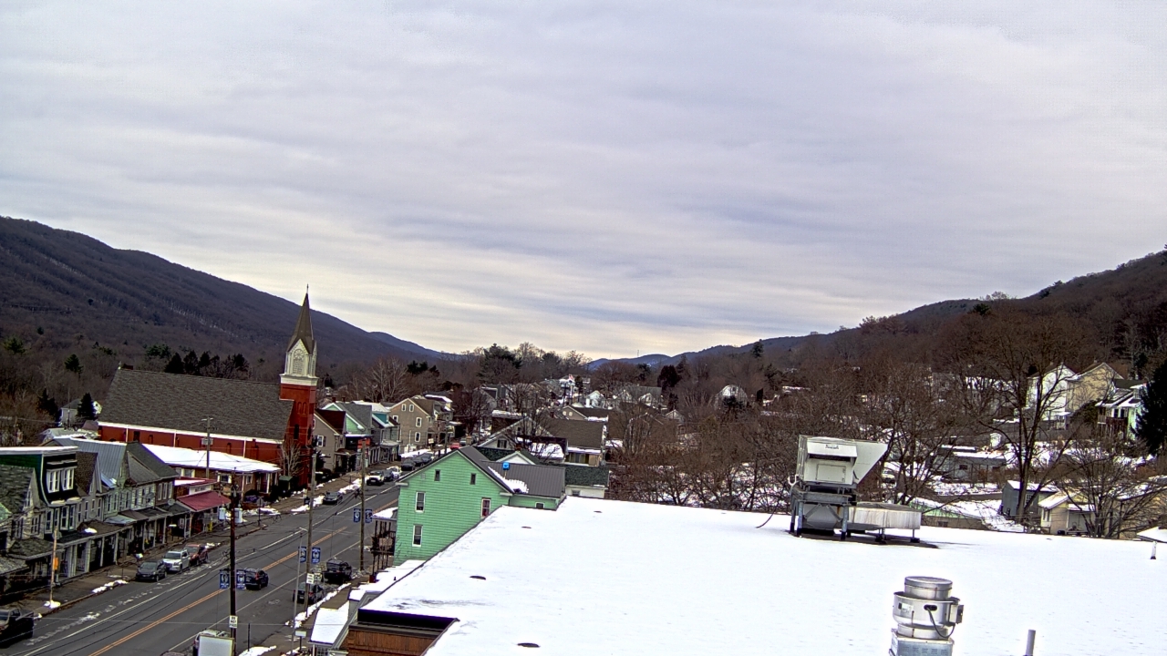 Thumbnail for current weather camera view from Line Mountain ES Trevorton in Trevorton, Pennsylvania