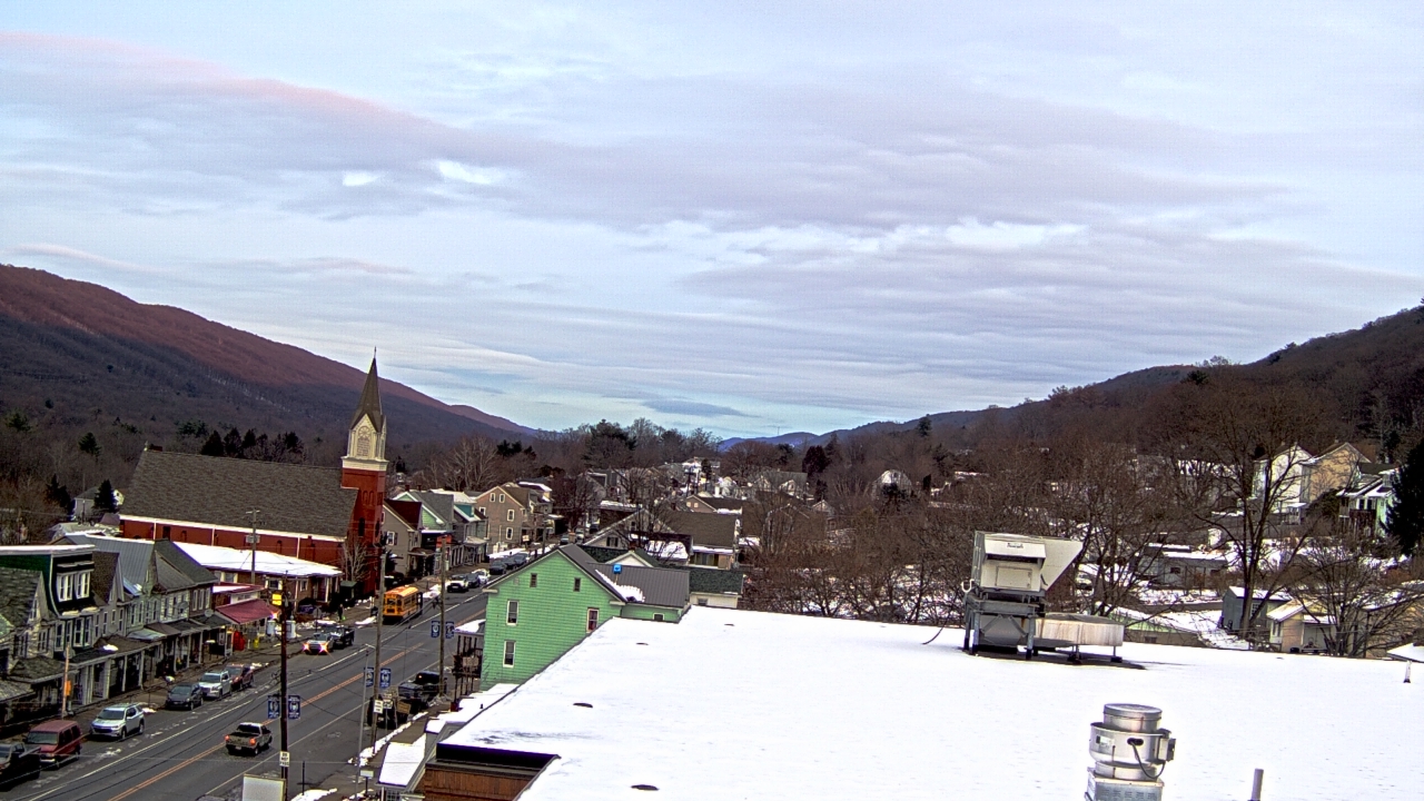 Thumbnail for current weather camera view from Line Mountain ES Trevorton in Trevorton, Pennsylvania