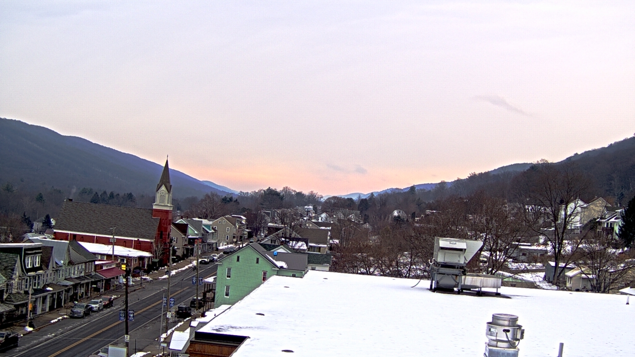 Thumbnail for current weather camera view from Line Mountain ES Trevorton in Trevorton, Pennsylvania