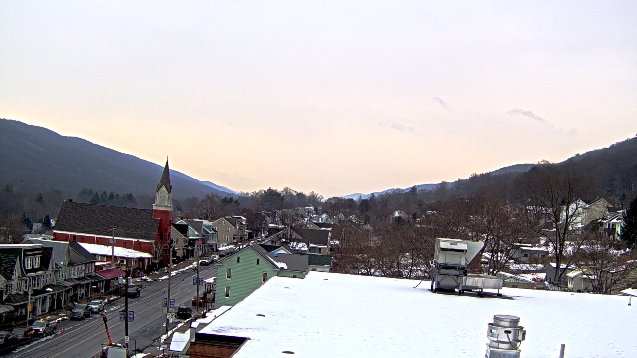 Thumbnail for current weather camera view from Line Mountain ES Trevorton in Trevorton, Pennsylvania