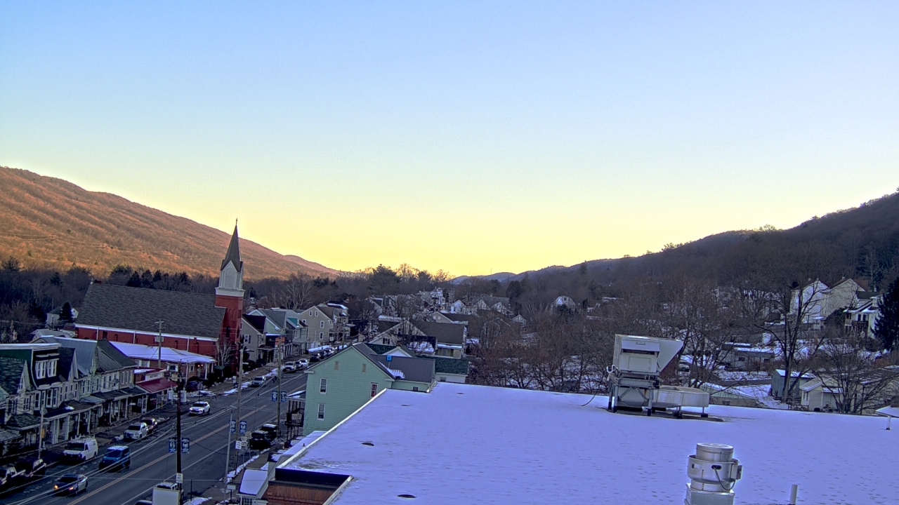 Thumbnail for current weather camera view from Line Mountain ES Trevorton in Trevorton, Pennsylvania