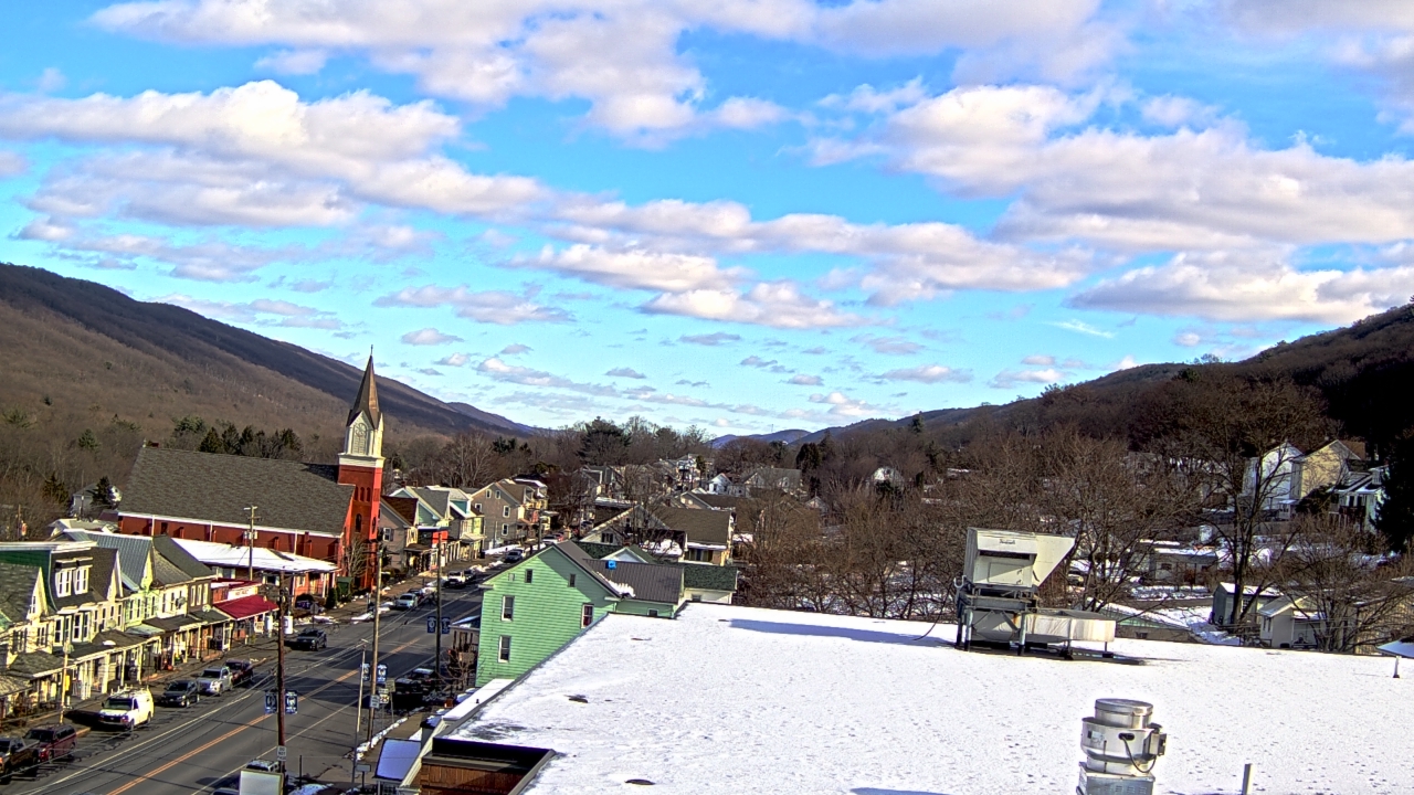 Thumbnail for current weather camera view from Line Mountain ES Trevorton in Trevorton, Pennsylvania