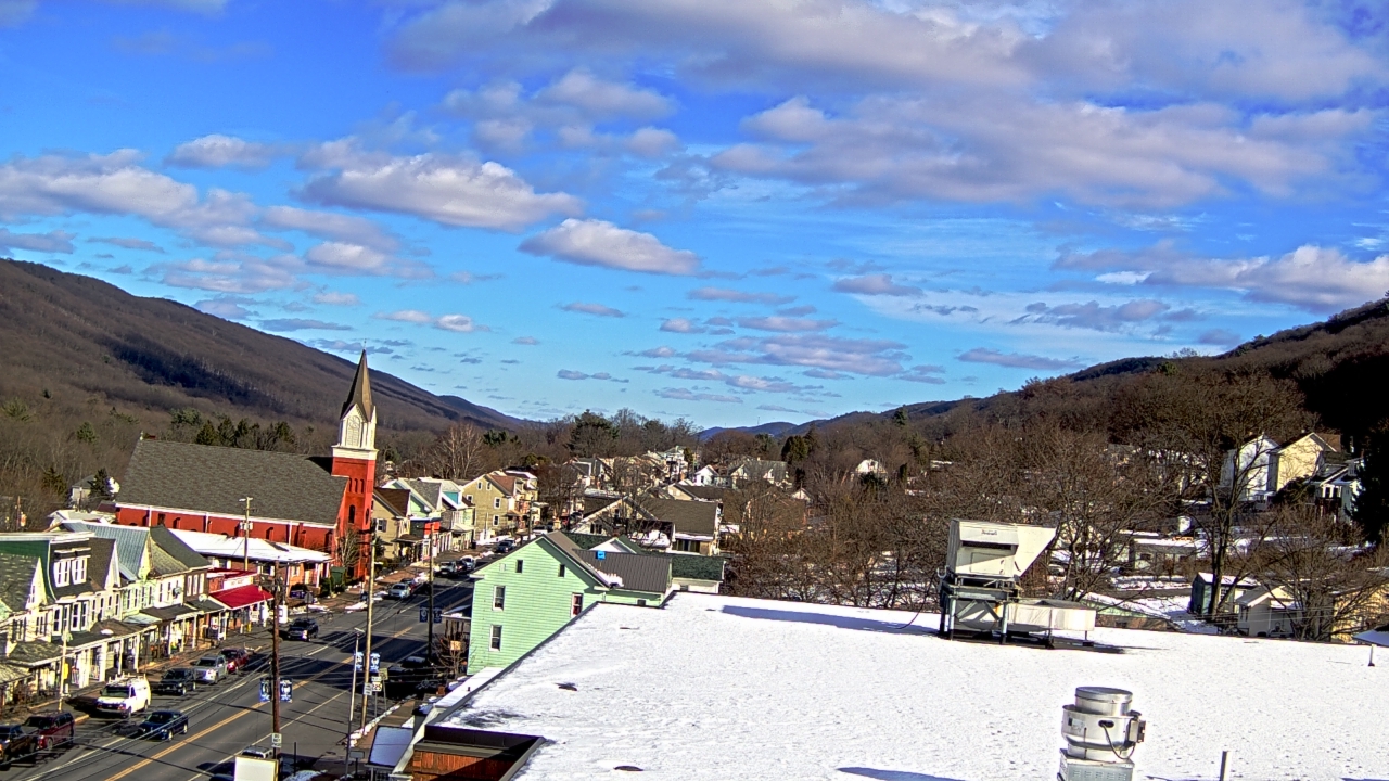 Thumbnail for current weather camera view from Line Mountain ES Trevorton in Trevorton, Pennsylvania