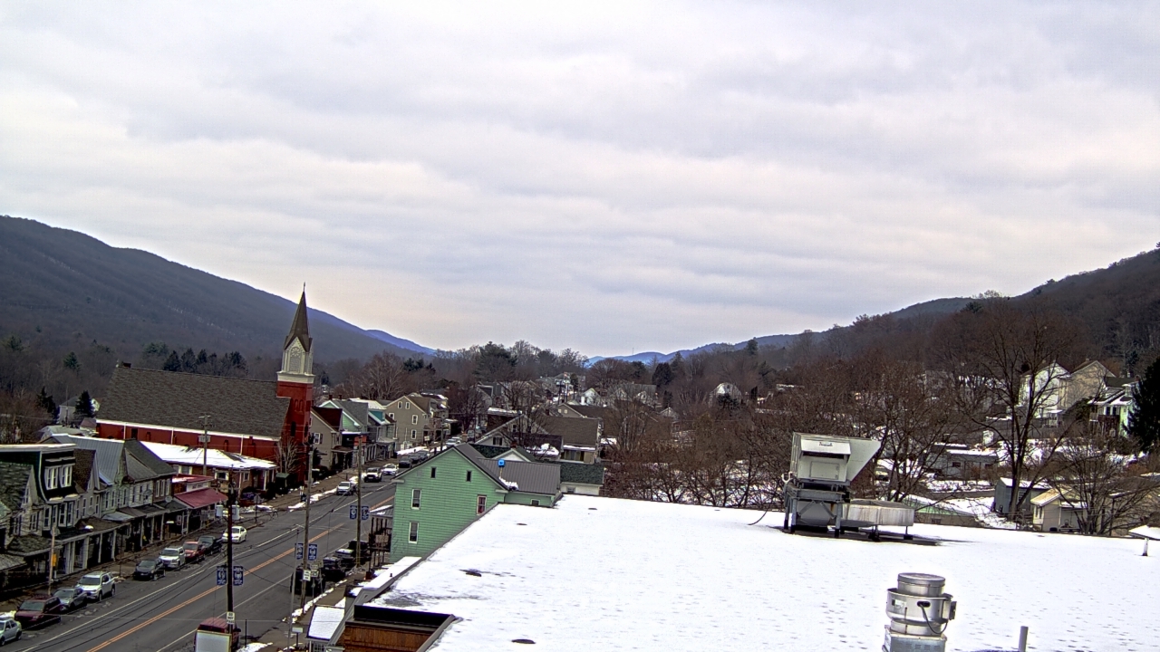 Thumbnail for current weather camera view from Line Mountain ES Trevorton in Trevorton, Pennsylvania