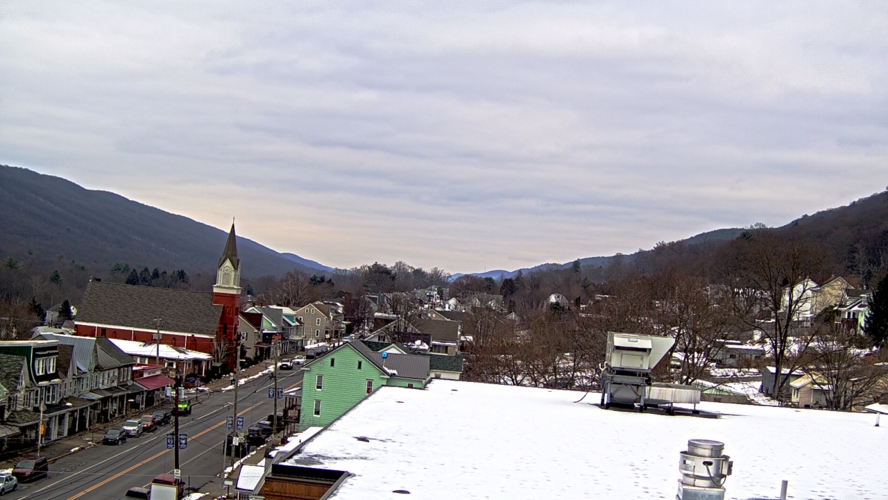 Thumbnail for current weather camera view from Line Mountain ES Trevorton in Trevorton, Pennsylvania