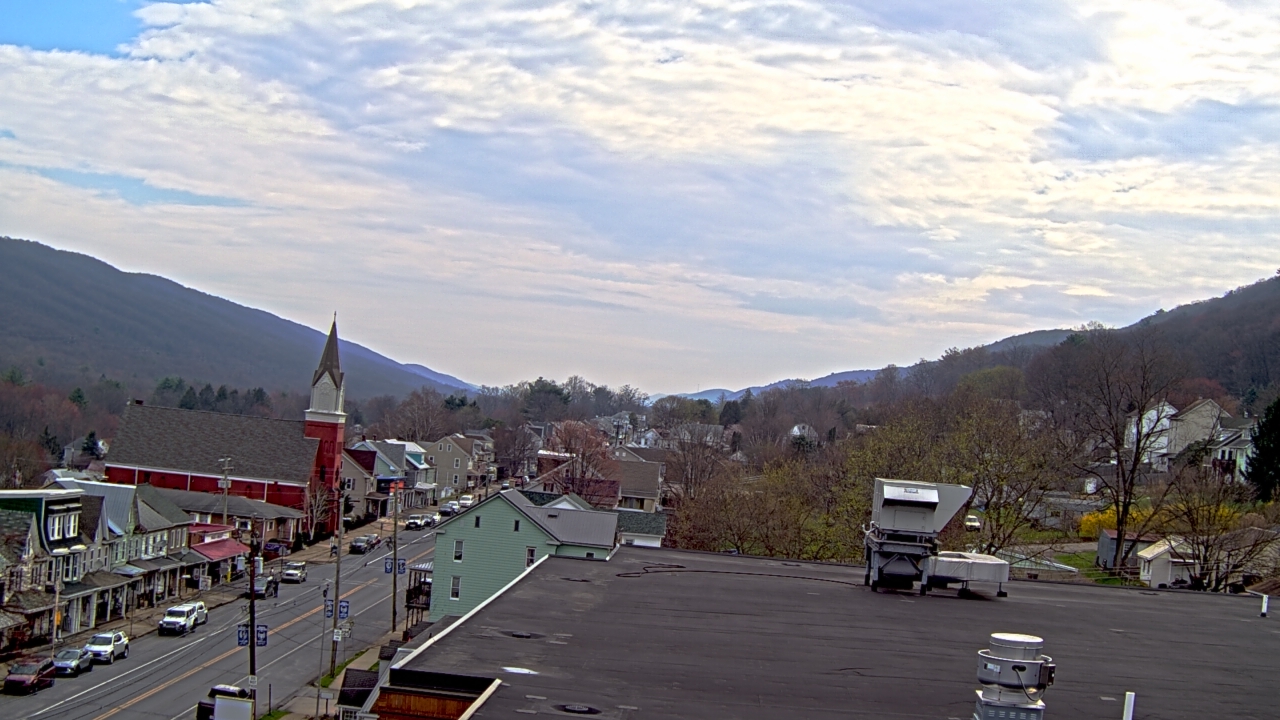 Thumbnail for current weather camera view from Line Mountain ES Trevorton in Trevorton, Pennsylvania