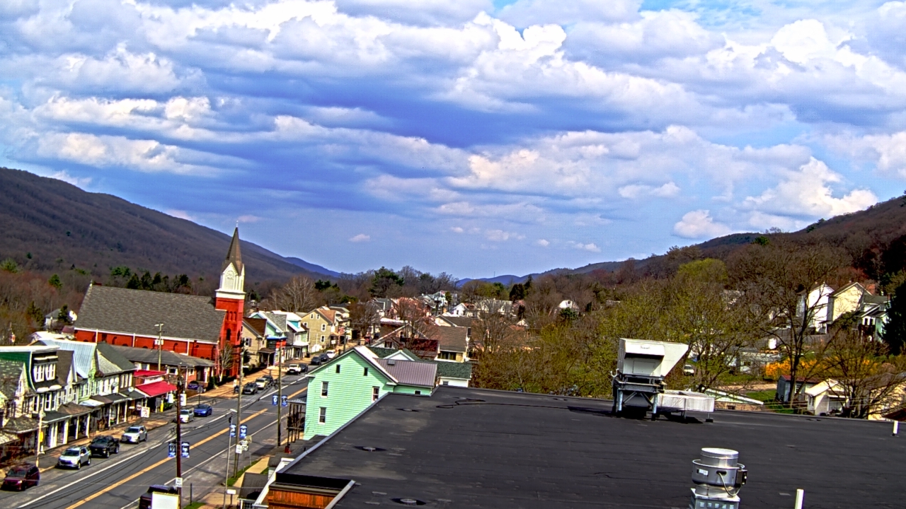 Thumbnail for current weather camera view from Line Mountain ES Trevorton in Trevorton, Pennsylvania