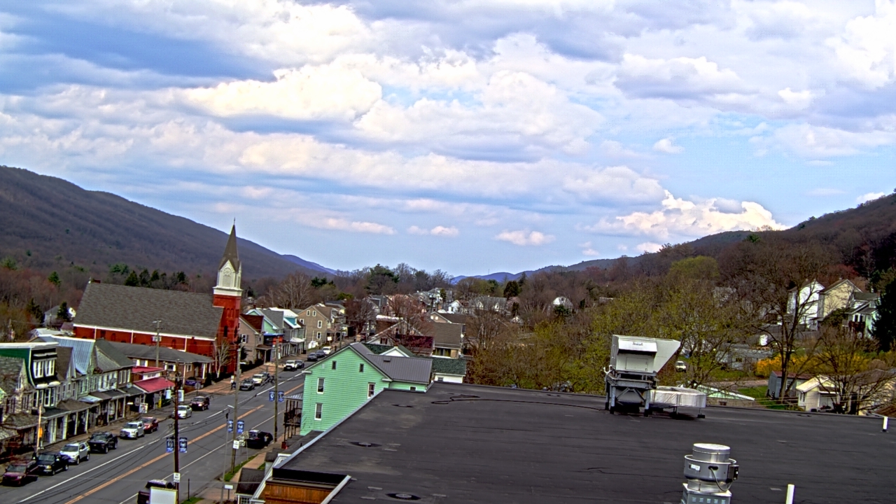 Thumbnail for current weather camera view from Line Mountain ES Trevorton in Trevorton, Pennsylvania