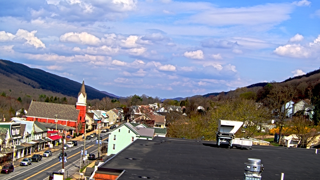 Thumbnail for current weather camera view from Line Mountain ES Trevorton in Trevorton, Pennsylvania