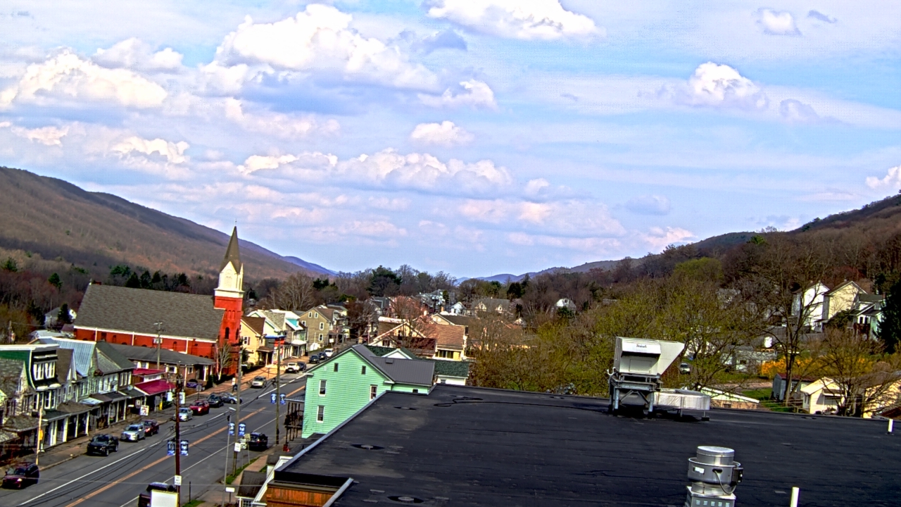 Thumbnail for current weather camera view from Line Mountain ES Trevorton in Trevorton, Pennsylvania