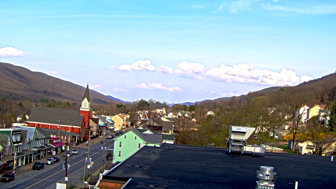 Thumbnail for current weather camera view from Line Mountain ES Trevorton in Trevorton, Pennsylvania