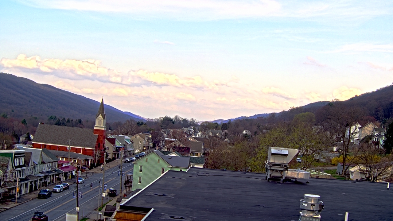 Thumbnail for current weather camera view from Line Mountain ES Trevorton in Trevorton, Pennsylvania