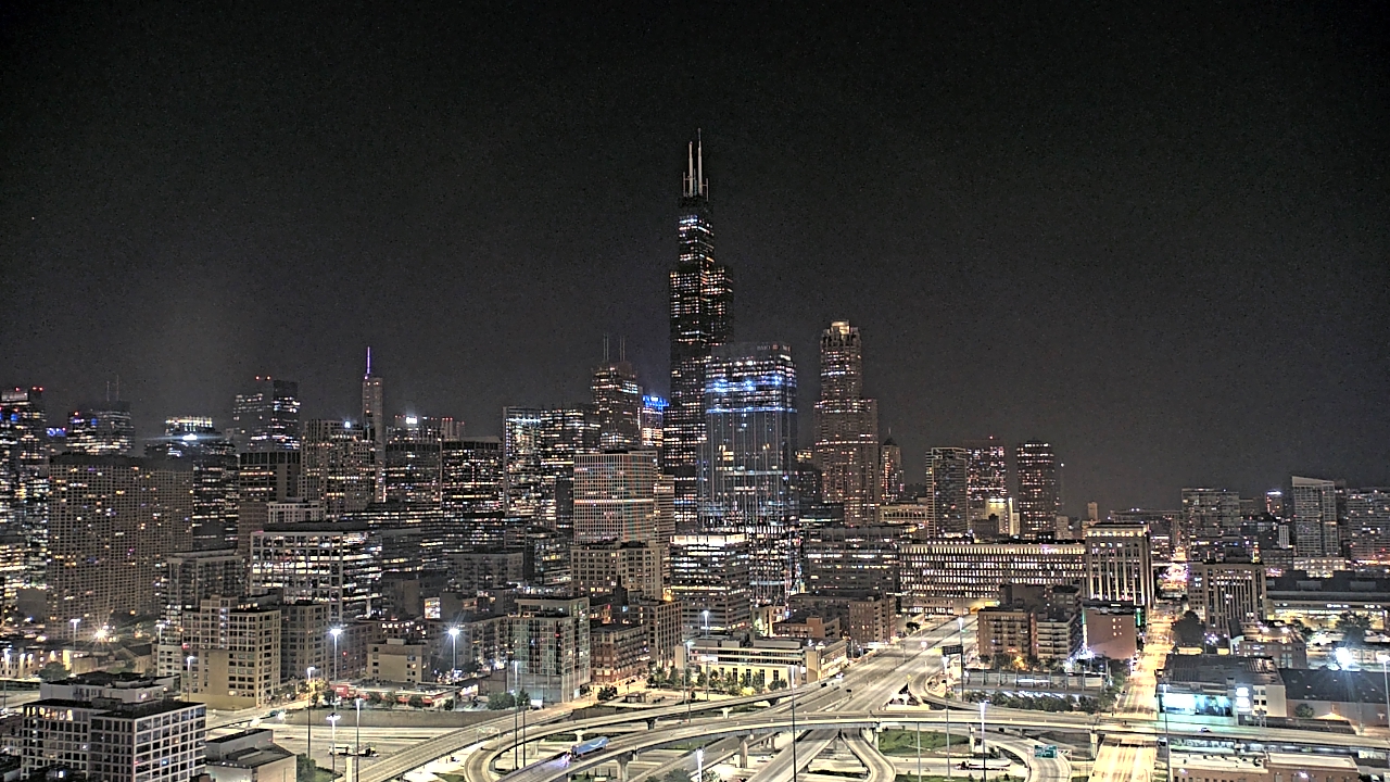 Thumbnail for current weather camera view from UIC - University of Illinois Chicago in Chicago, Illinois