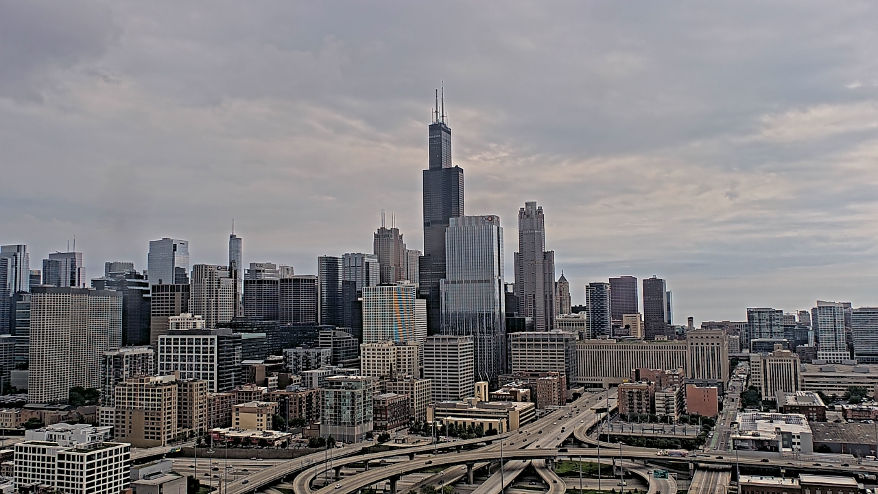 Thumbnail for current weather camera view from UIC - University of Illinois Chicago in Chicago, Illinois