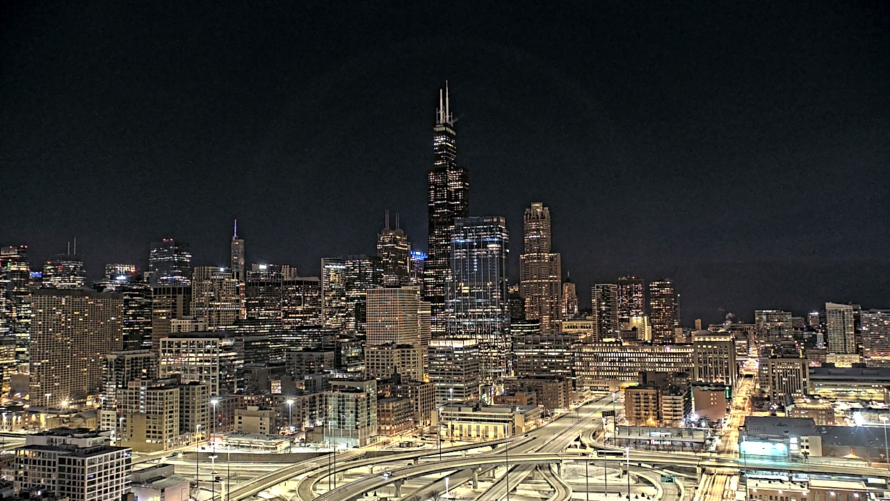 Thumbnail for current weather camera view from UIC - University of Illinois Chicago in Chicago, Illinois