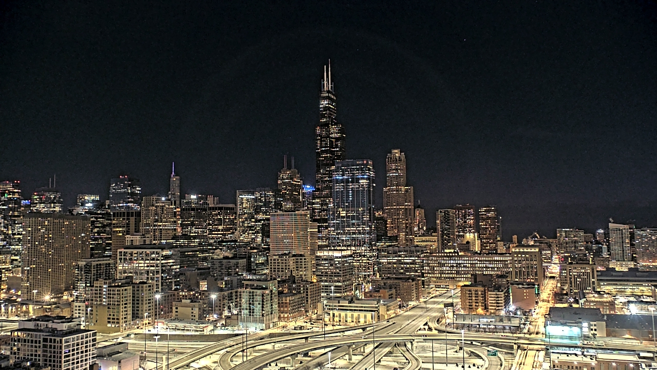 Thumbnail for current weather camera view from UIC - University of Illinois Chicago in Chicago, Illinois