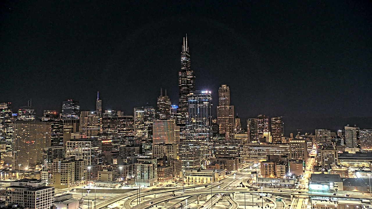 Thumbnail for current weather camera view from UIC - University of Illinois Chicago in Chicago, Illinois