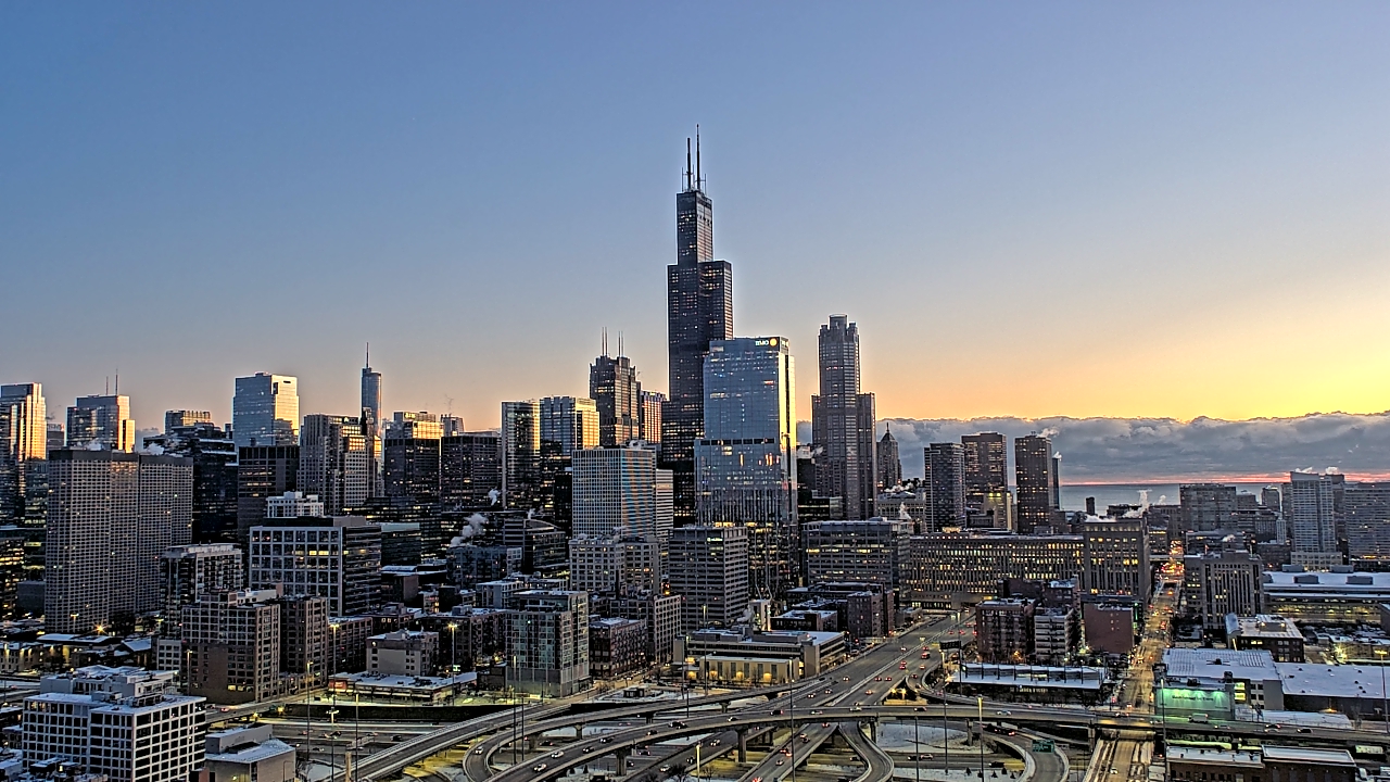 Thumbnail for current weather camera view from UIC - University of Illinois Chicago in Chicago, Illinois