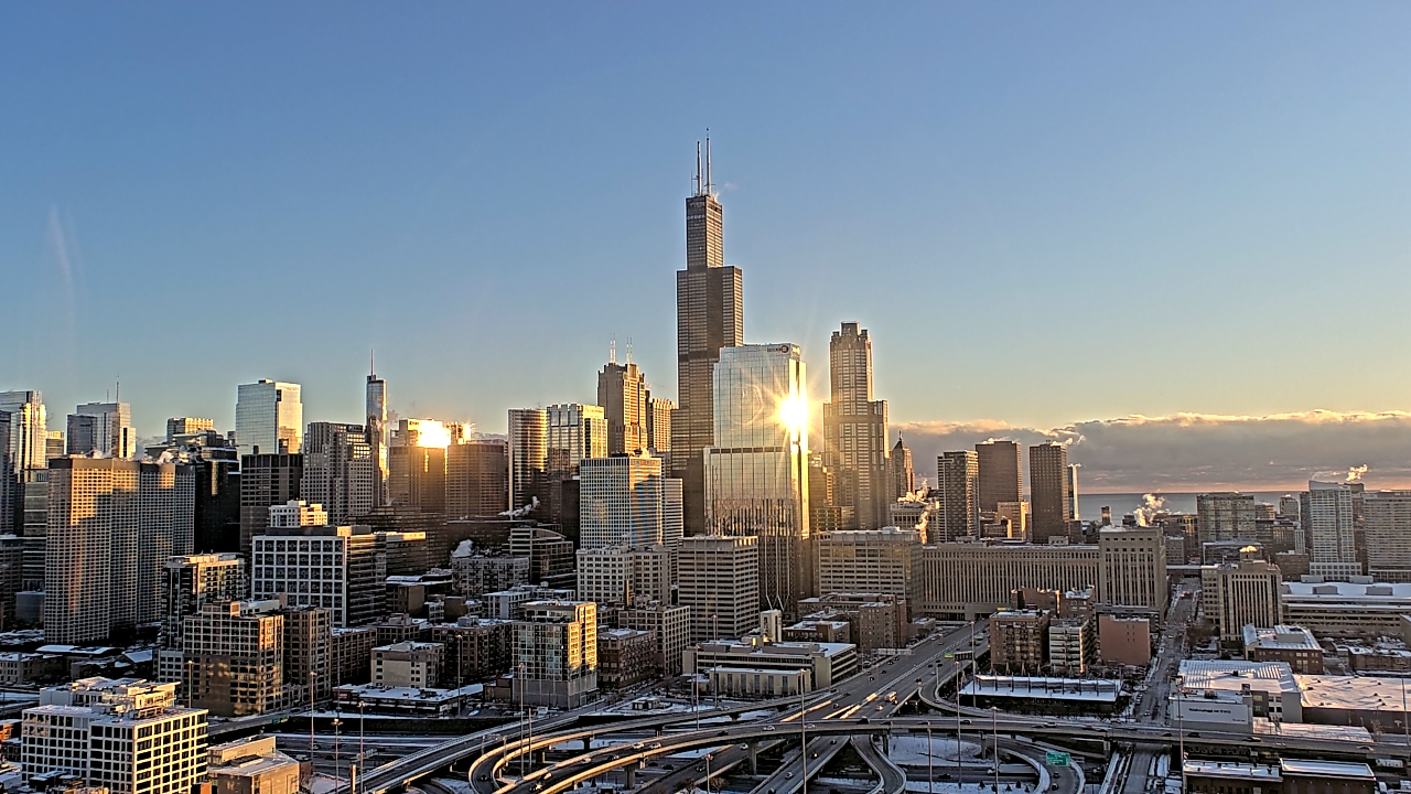 Thumbnail for current weather camera view from UIC - University of Illinois Chicago in Chicago, Illinois
