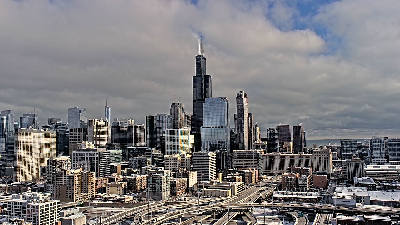Thumbnail for current weather camera view from UIC - University of Illinois Chicago in Chicago, Illinois