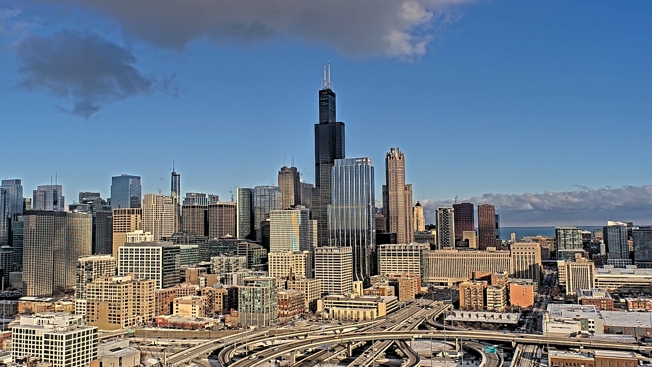 Thumbnail for current weather camera view from UIC - University of Illinois Chicago in Chicago, Illinois
