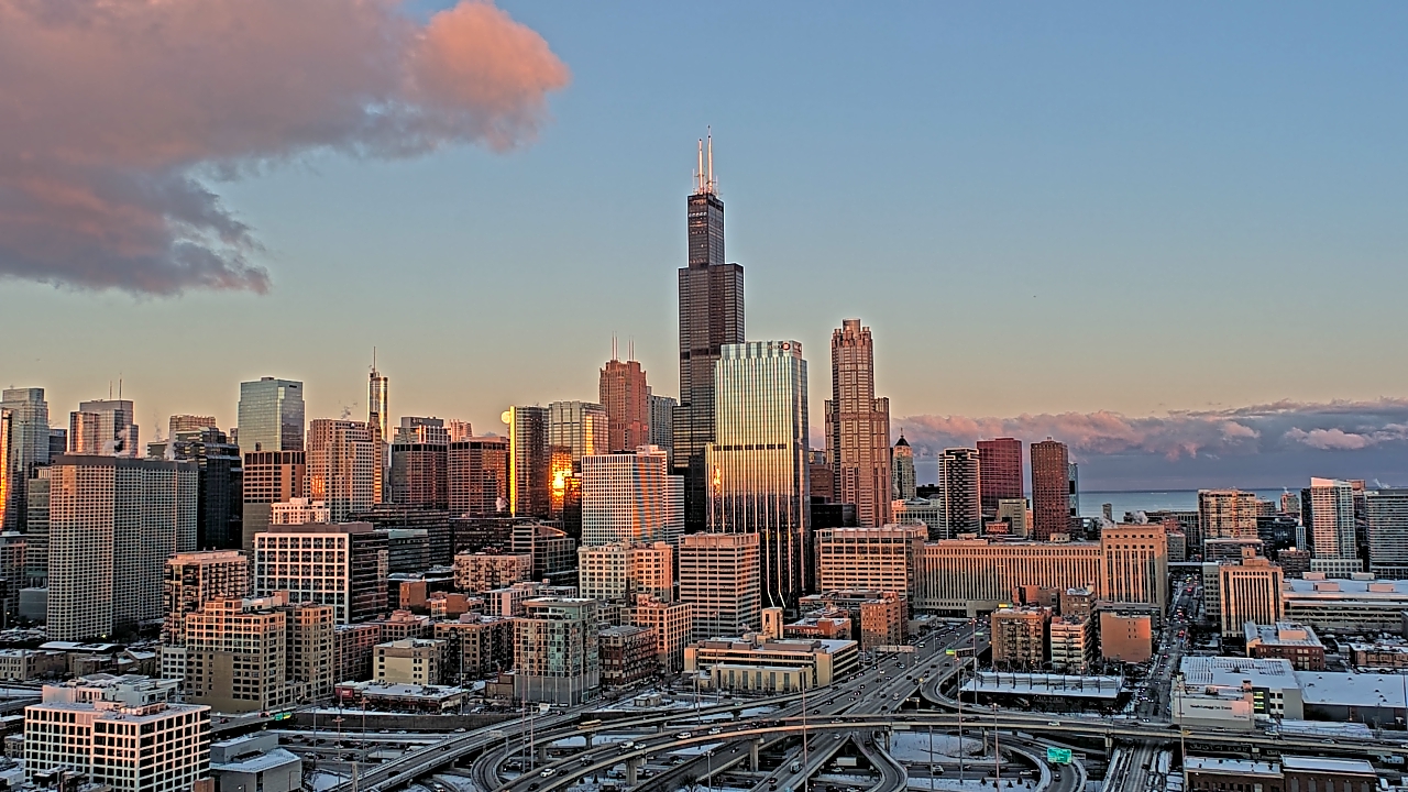 Thumbnail for current weather camera view from UIC - University of Illinois Chicago in Chicago, Illinois