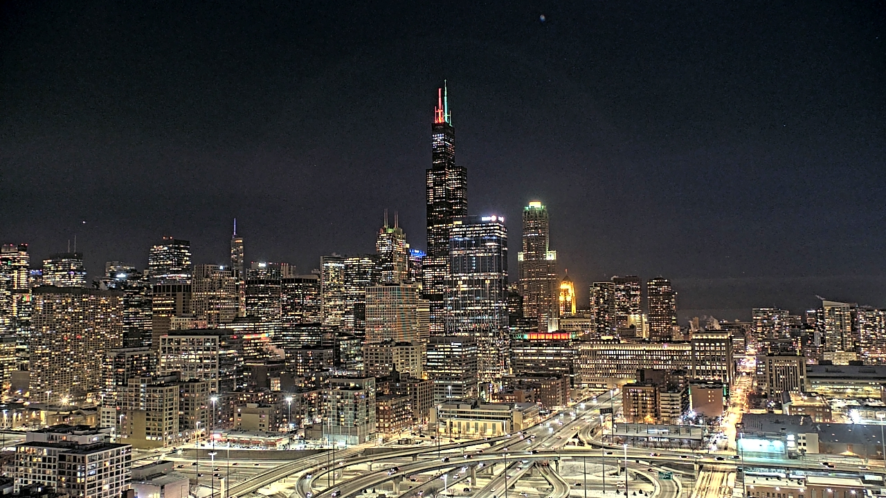 Thumbnail for current weather camera view from UIC - University of Illinois Chicago in Chicago, Illinois