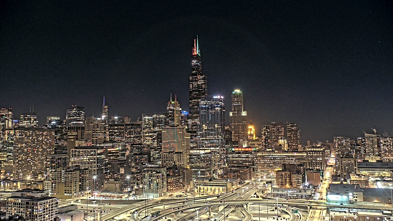 Thumbnail for current weather camera view from UIC - University of Illinois Chicago in Chicago, Illinois