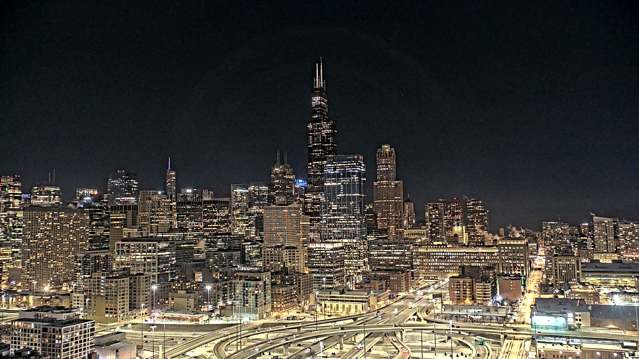 Thumbnail for current weather camera view from UIC - University of Illinois Chicago in Chicago, Illinois