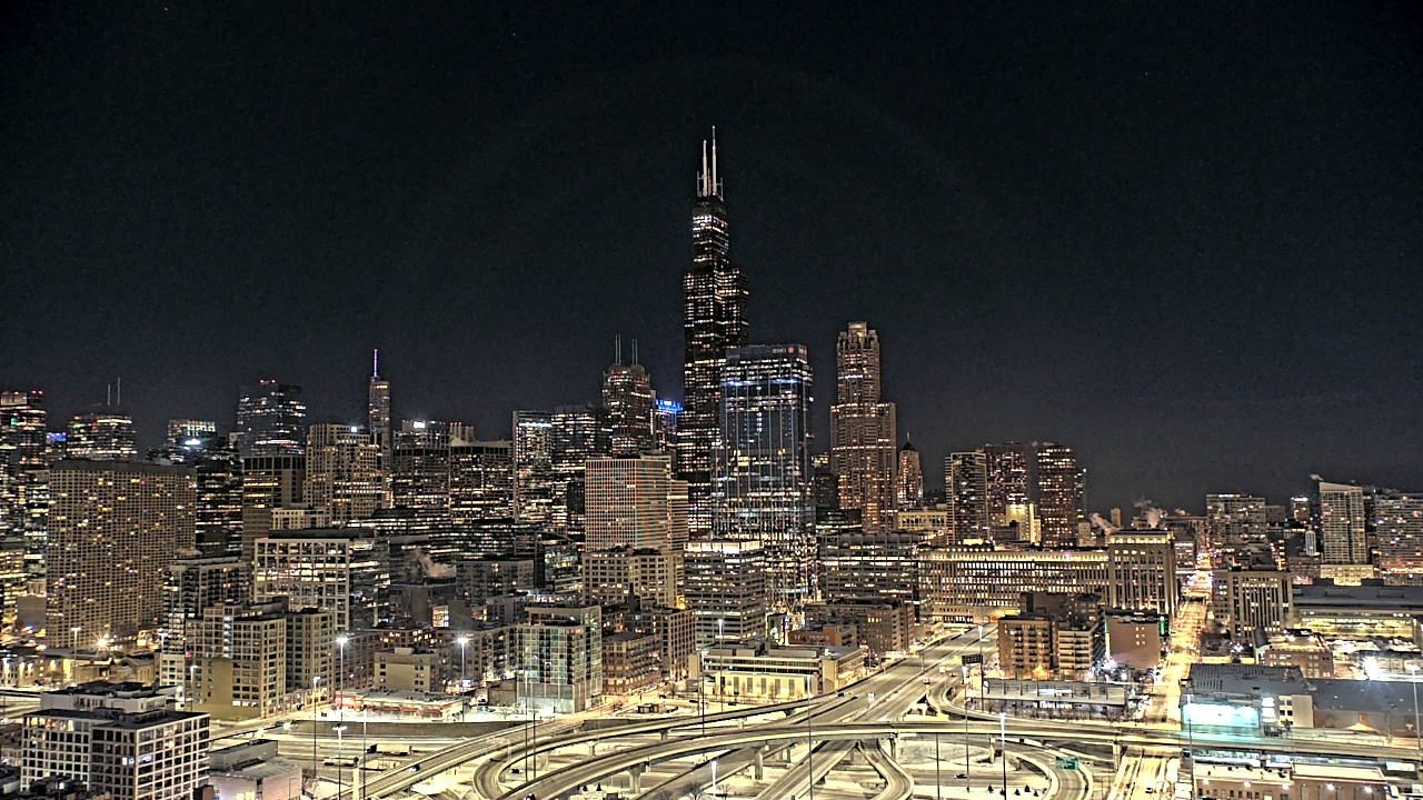 Thumbnail for current weather camera view from UIC - University of Illinois Chicago in Chicago, Illinois