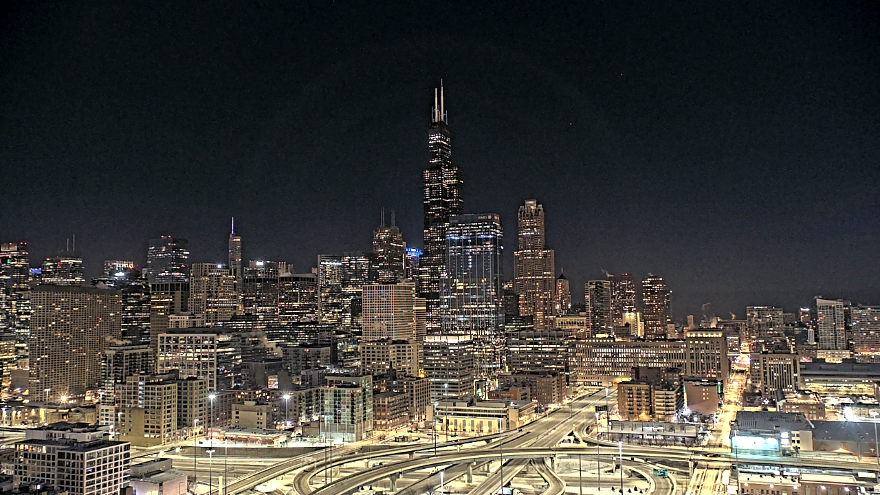 Thumbnail for current weather camera view from UIC - University of Illinois Chicago in Chicago, Illinois