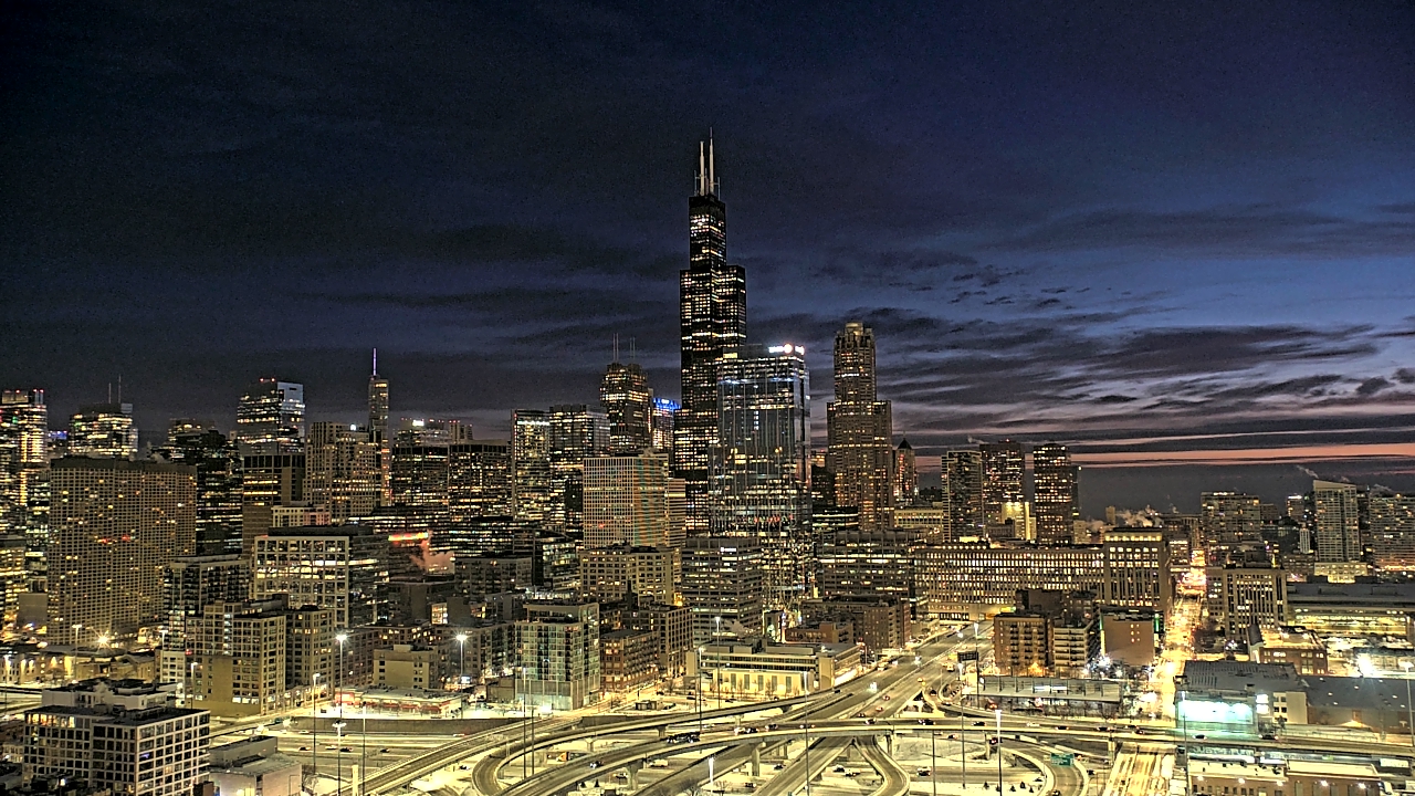 Thumbnail for current weather camera view from UIC - University of Illinois Chicago in Chicago, Illinois