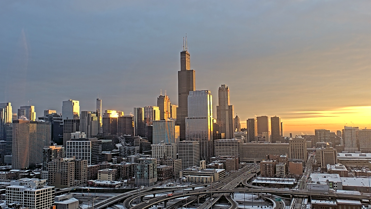 Thumbnail for current weather camera view from UIC - University of Illinois Chicago in Chicago, Illinois