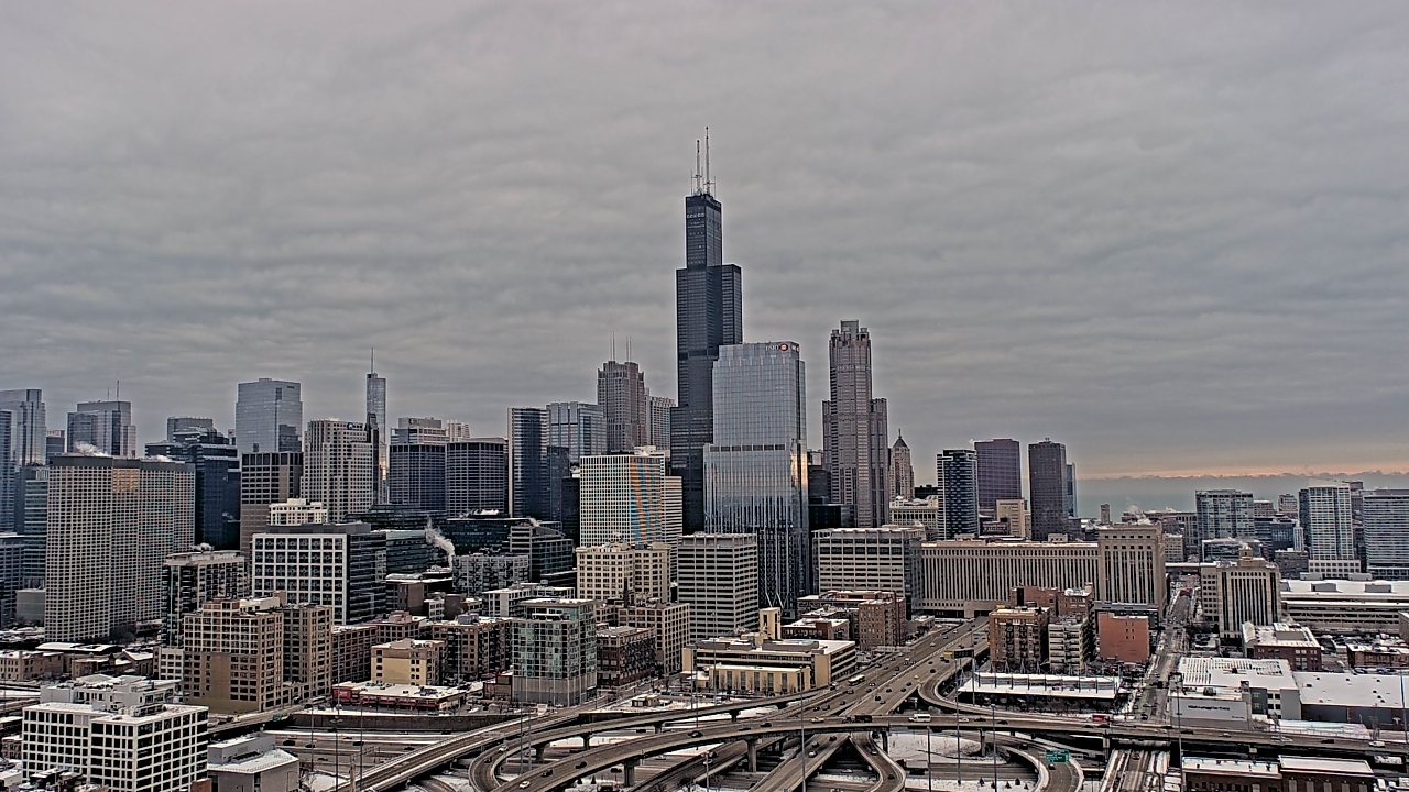 Thumbnail for current weather camera view from UIC - University of Illinois Chicago in Chicago, Illinois